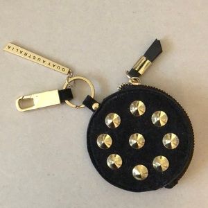 Headphone case/coin purse